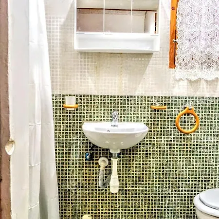 A 400 Year Old Large Town House In Valletta. Semesterbostad *